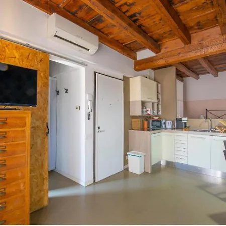 Apartment Star House