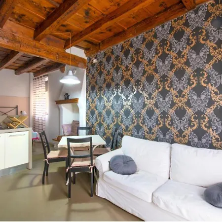 Daire Star House *
